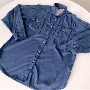 Women’s The North Face hiking / outdoor recreation shirt, Size L